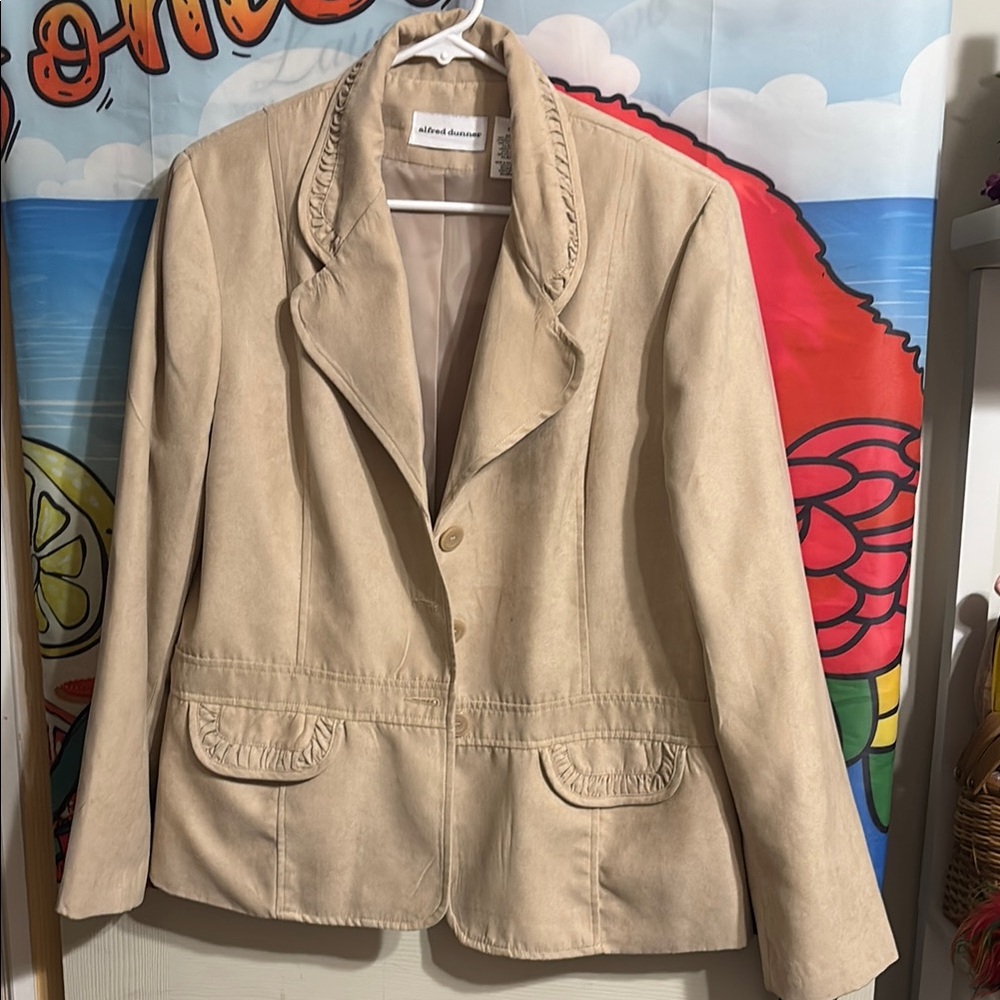 Alfred Dunner Tan Blazer Classic Structured Design
